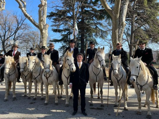  Pronatura-France - Le peuple de Camargue manifeste pour affirmer ses valeurs, contre les déclarations d’élus animalistes antispécistes qui menacent plus de deux cents ans de traditions  